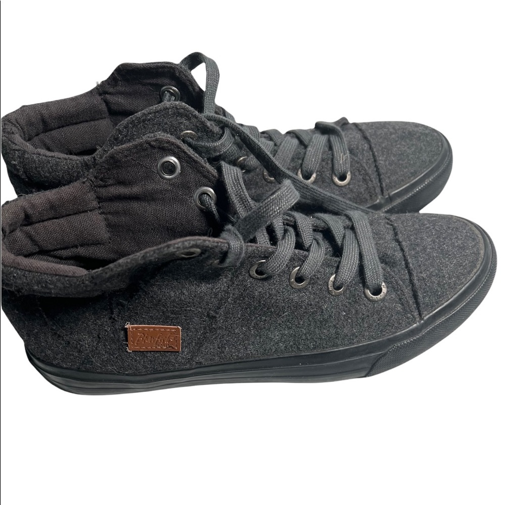 Blowfish Malibu Women Grey Sneaker Size 7.5M